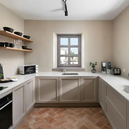 Villa Family Calluna With Pool And Grill In Porec