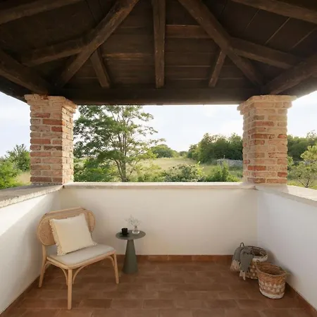 Family Calluna With Pool And Grill In Porec *